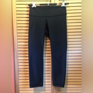 Lululemon crop yoga pants; no tags but like new!